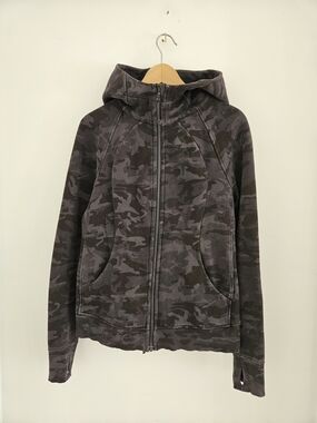 Lululemon Scuba Hoodie Womens Large/Extra Large Camo Yoga Sports